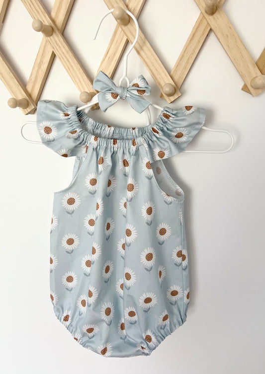 Blue Daisy Romper Size 000