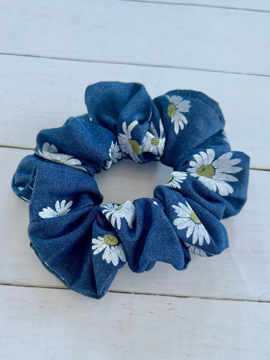 Daisy & Navy Scrunchie